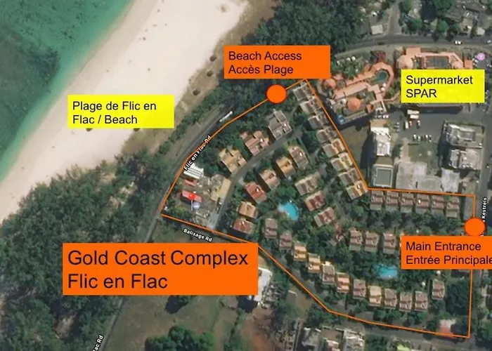 Private Beachfront Villa In A Beautiful And Secured Complex Flic en Flac