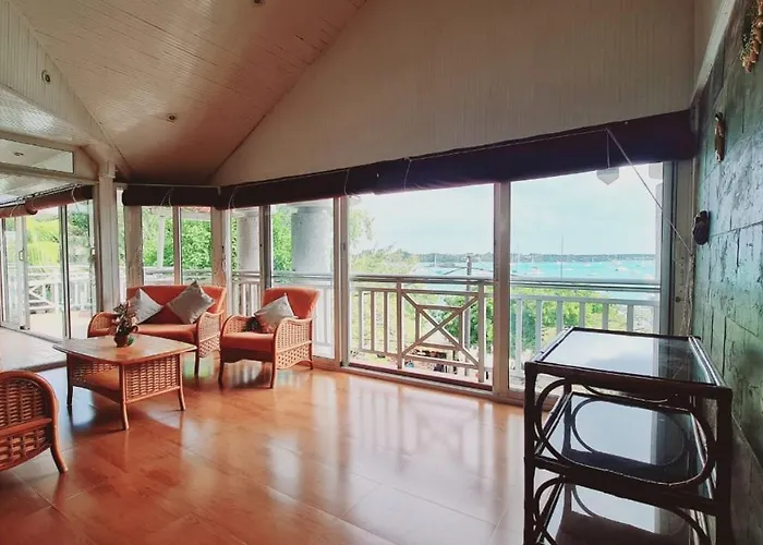 Pet friendly Beachfront Penthouse With Panoramic Ocean View Grand Baie