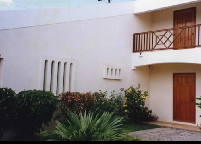 Pet friendly Villa Pointe Aux Cannoniers