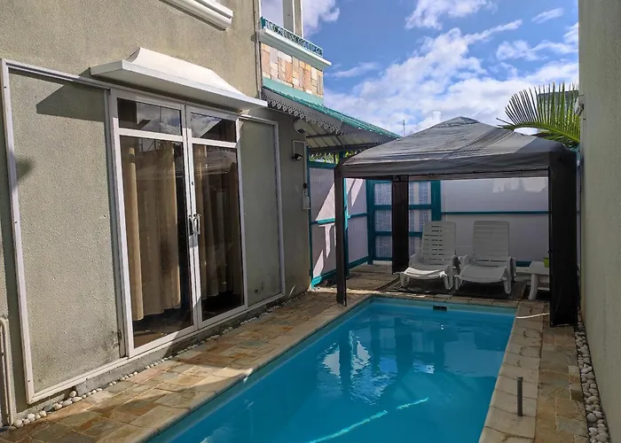 Piscines Privees Et Chauffees, Private Heated Pools Villa Grand Baie