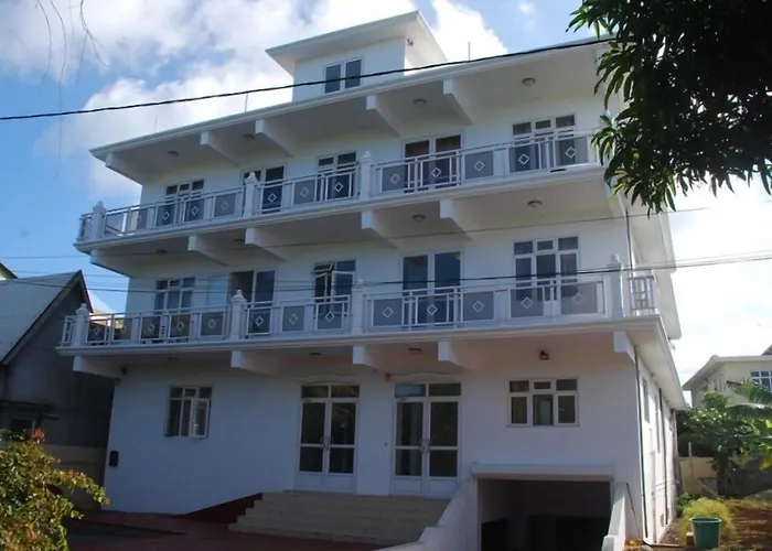 Hotels in Trou aux Biches